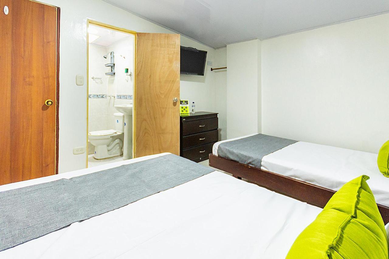 Hotel Ayenda Casa Howard 1092 Bogota Buitenkant foto