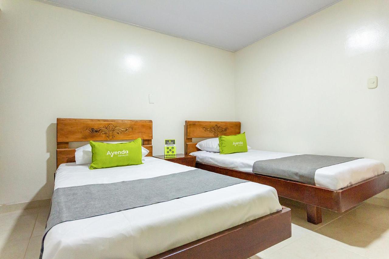 Hotel Ayenda Casa Howard 1092 Bogota Buitenkant foto