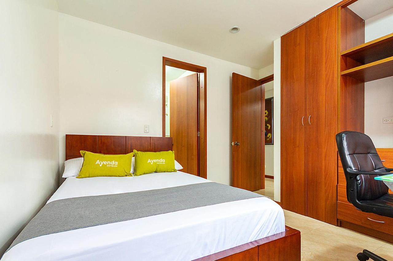 Hotel Ayenda Casa Howard 1092 Bogota Buitenkant foto