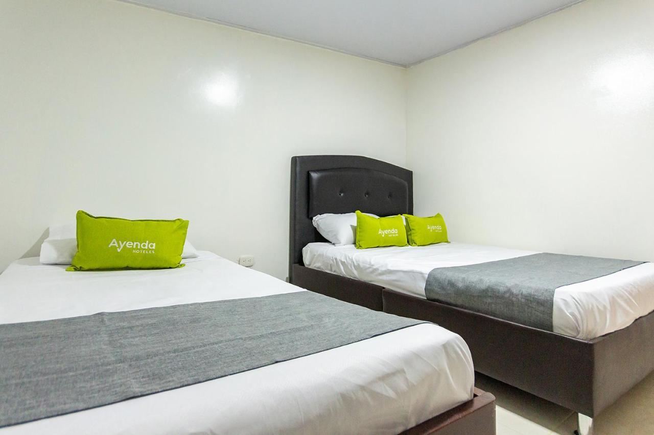 Hotel Ayenda Casa Howard 1092 Bogota Buitenkant foto